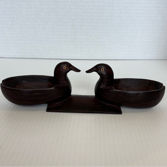 Vintage Duck Salt & Pepper Cellar Wood Hand Carving - Picture 4 of 9